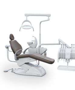 G4 H - Cadeira Odontológica G4 H Cadeira Odontológica G4 H - Cadeira Odontológica G4 H Cadeira Odontológica HASTES RETRÁTEIS: BELEZA, PODER E MUITA SOFISTICAÇÃO. Seu pedal de comandos joystick é ainda mais prático e fácil de usar, com diversas programações. O equipo também possui comandos PAD para acionar as funções do consultório e opções com hastes convencionais ou retráteis. A unidade de água possui sensor de proximidade e o refletor com iluminação intensa da lâmpada de LED.