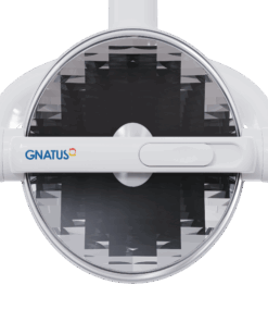 Gnatus G1 SF G1 SF consultório odontológico A cadeira odontológica G1 SF Gnatus foi projetada para entregar desempenho, conforto e praticidade em cada detalhe do seu consultório. Com estrutura robusta e ergonomia cuidadosamente pensada, ela proporciona estabilidade, segurança e fluidez durante todos os procedimentos clínicos. Seu design funcional favorece uma rotina mais dinâmica e organizada, contribuindo para atendimentos mais eficientes e uma experiência mais confortável para profissional e paciente. Clique no botão abaixo e solicite um orçamento.