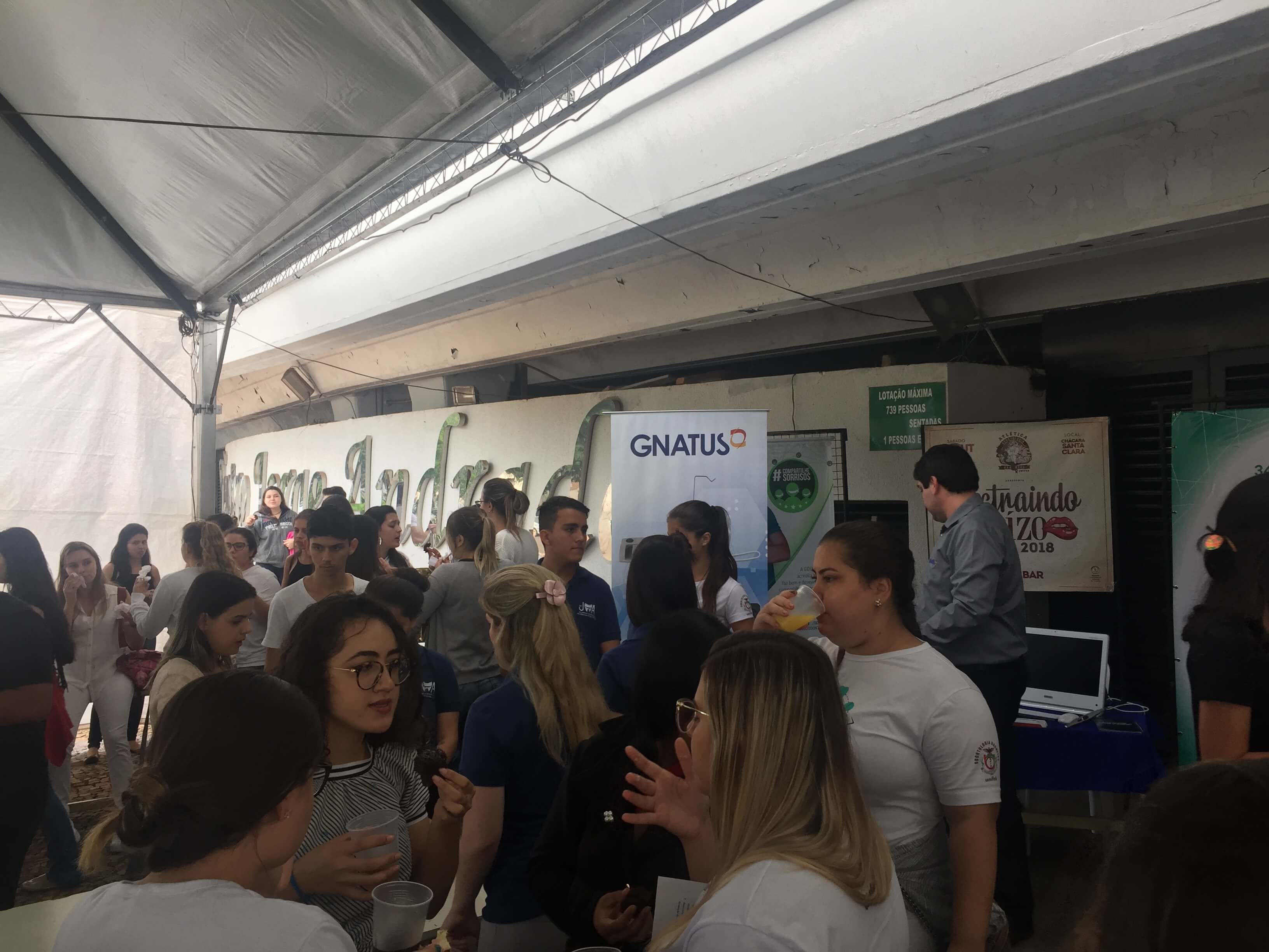 Jornada Acadêmica de Odontologia UNIFEB Jornada Acadêmica de Odontologia UNIFEB A Gnatus participou do (JOA) Jornada Odontológica Acadêmica da UNIFEB, evento científico voltado para acadêmicos e, também, profissionais formados com a finalidade de agregar conhecimento de diferentes assuntos e linha de pesquisa de modo a aperfeiçoar e atualizar o conhecimento dos participantes.