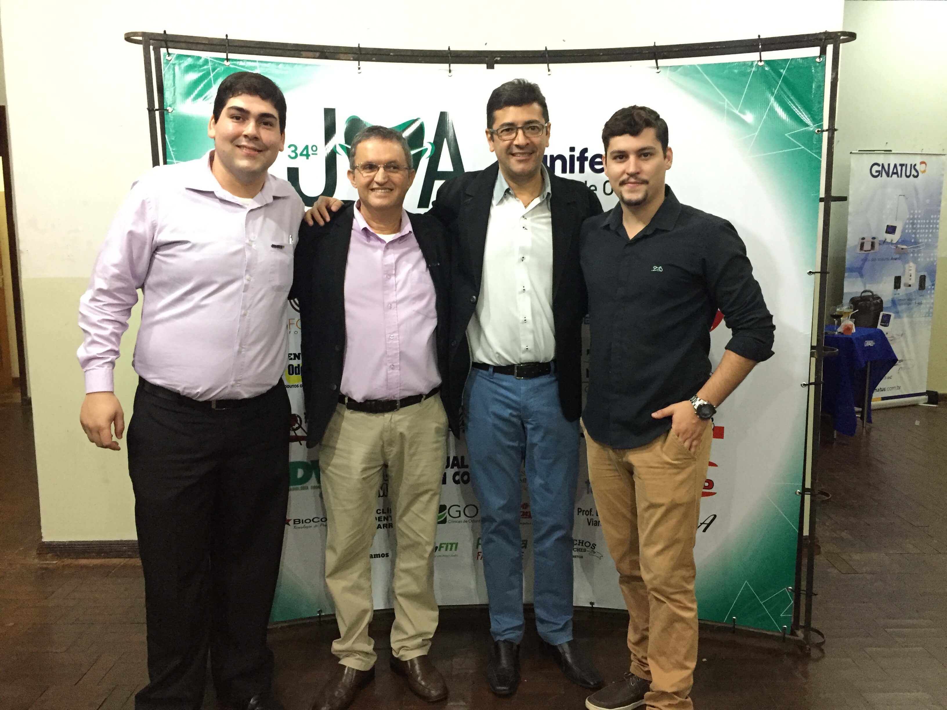Jornada Acadêmica de Odontologia UNIFEB Jornada Acadêmica de Odontologia UNIFEB A Gnatus participou do (JOA) Jornada Odontológica Acadêmica da UNIFEB, evento científico voltado para acadêmicos e, também, profissionais formados com a finalidade de agregar conhecimento de diferentes assuntos e linha de pesquisa de modo a aperfeiçoar e atualizar o conhecimento dos participantes.