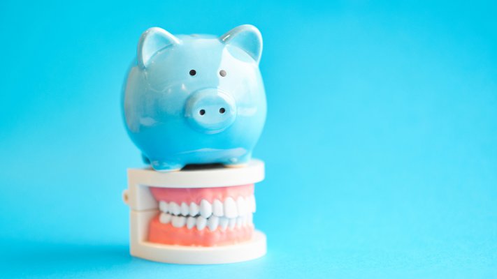 Senado aprova linha de crédito para dentistas O plenário do Senado aprovou, por unanimidade, na última quinta-feira (28), o Projeto de Lei nº 2424/2020, que dispõe da concessão de linha especial de crédito para os profissionais liberais.