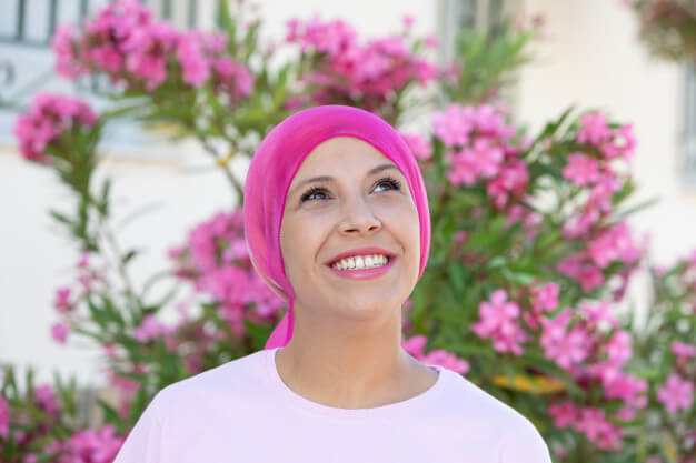 paciente oncológica sorrindo