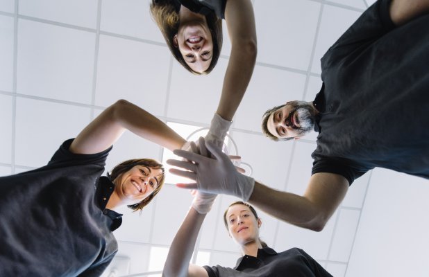 Marketing odontológico: saiba como conquistar novos clientes! marketing odontológico Independentemente de como anda a situação da sua clínica conseguir novos clientes ou fidelizar os que já frequentam o consultório, a solução pode estar no marketing odontológico.