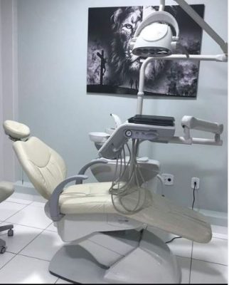 Quanto ganha um dentista com consultório próprio